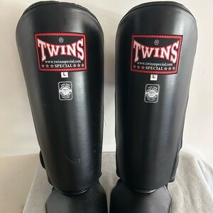 Twins Special shin guards